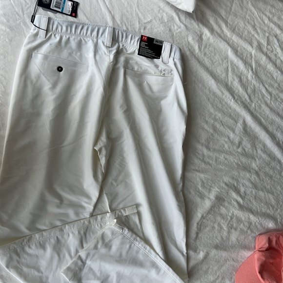 Men’s under Armour white straight fit pants - Picture 2 of 2